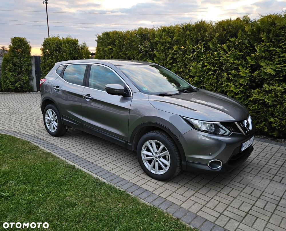 Nissan Qashqai 1.2 DIG-T N-Vision - 12
