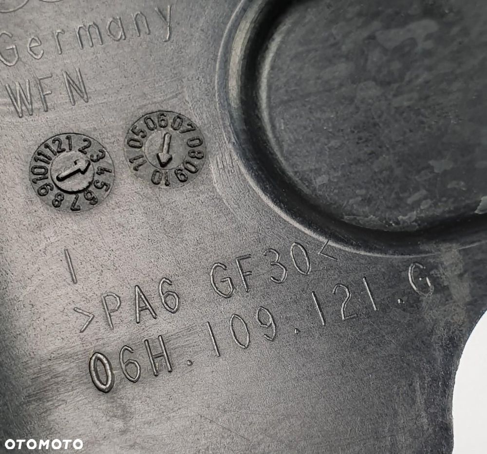 OSŁONA POMPY PALIWA AUDI A4 B8 2.0 TFSI 06H109121G - 3