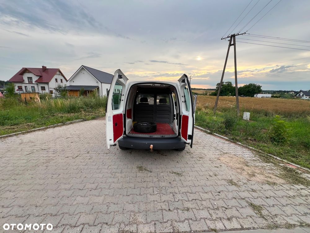 Volkswagen Caddy - 2
