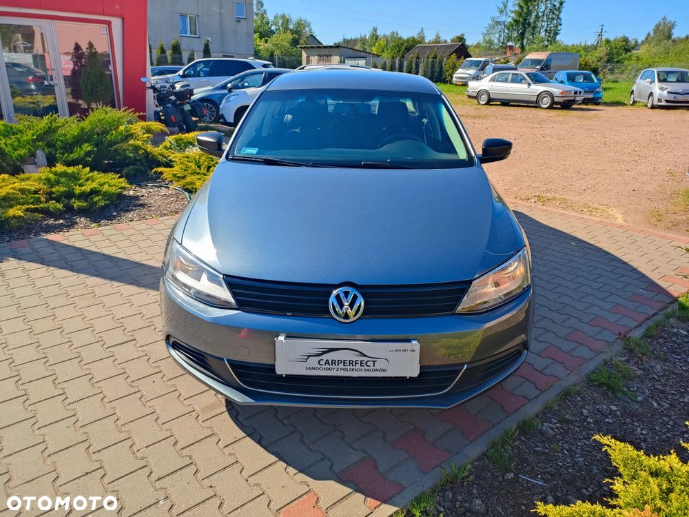 Volkswagen Jetta - 10