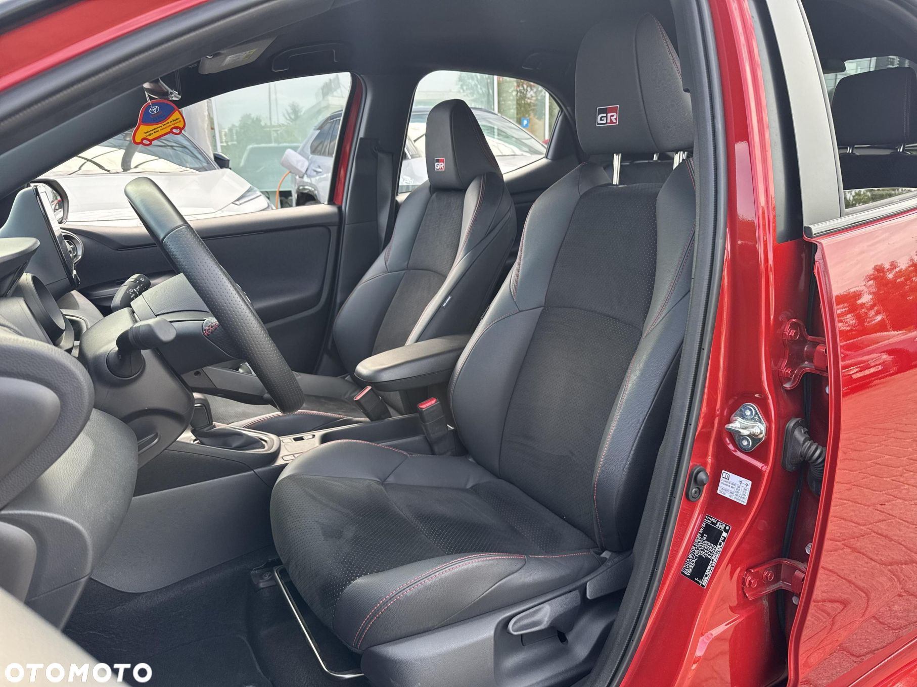 Toyota Yaris - 22