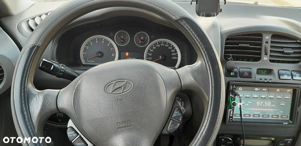 Hyundai Santa Fe 2.4 GLS 2WD - 8