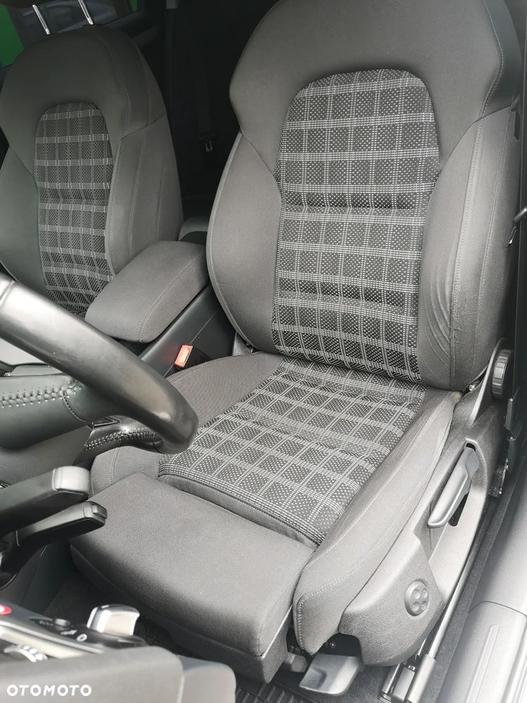 Audi A4 Avant 1.8 TFSI Attraction - 24