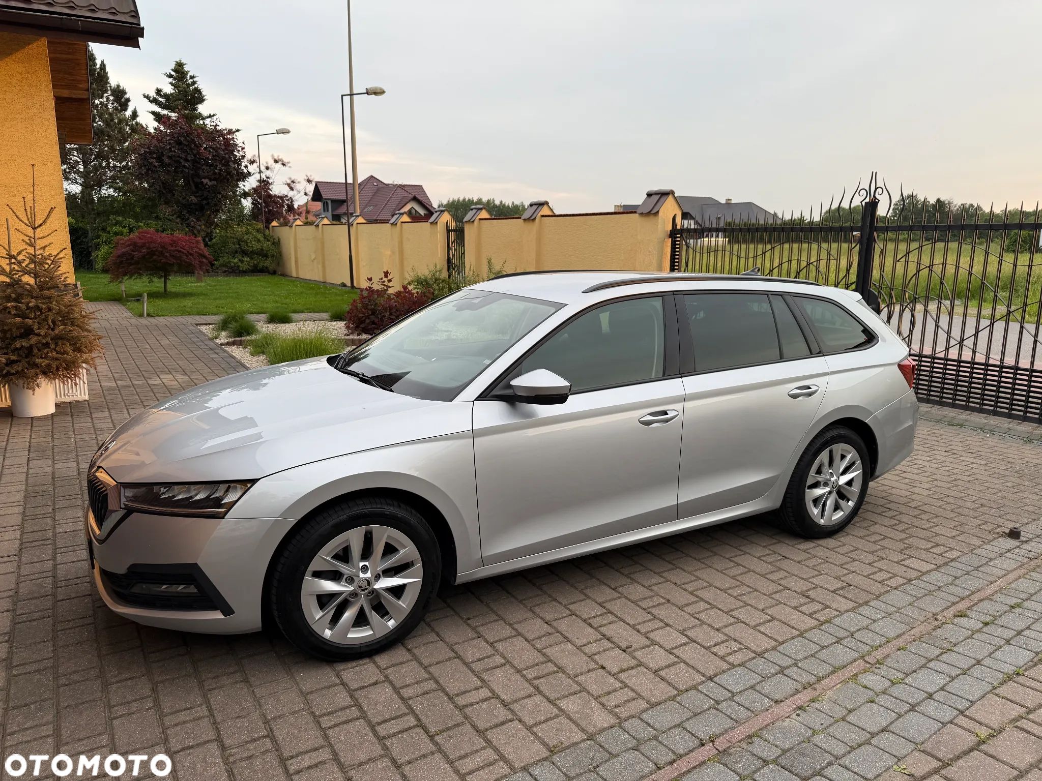 Skoda Octavia 2.0 TDI Ambition - 1