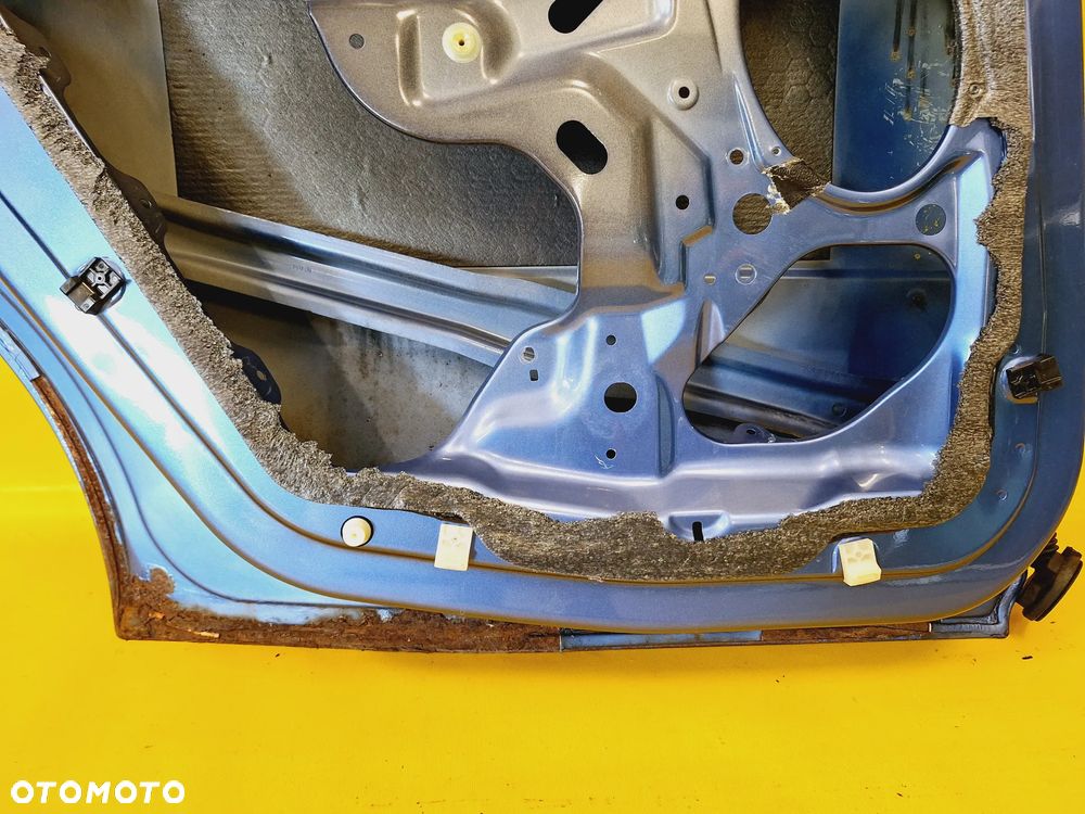 DRZWI LEWY TYŁ LEWE TYLNE FORD FOCUS MK1 HB LAK: G8 NR1762 - 9