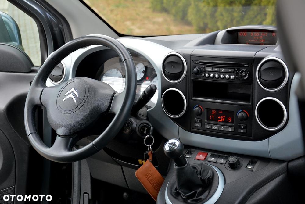 Citroën Berlingo Multispace HDi 90 FAP Tendance - 28