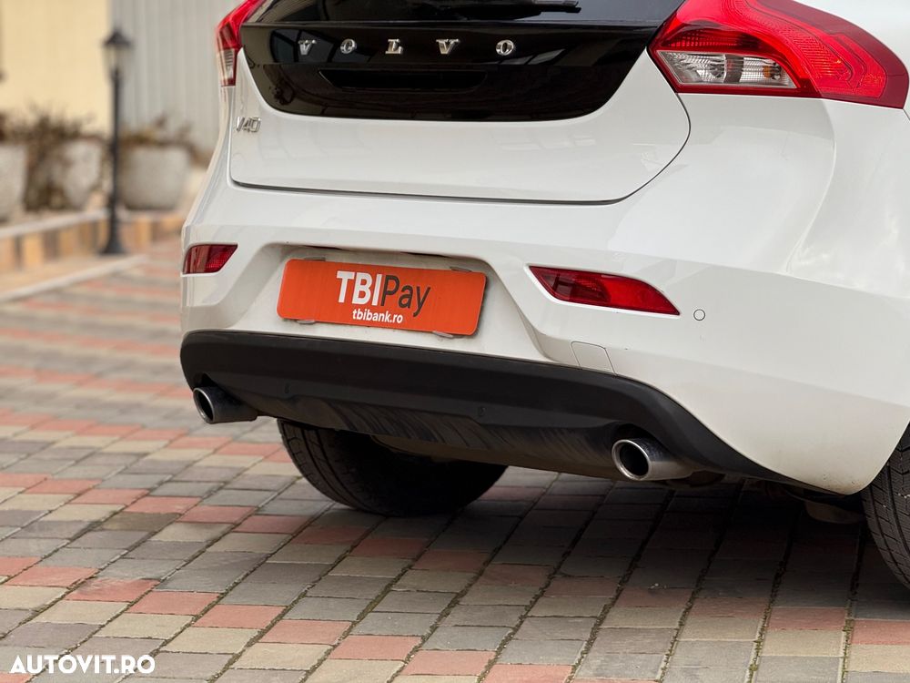 Volvo V40 D2 Linje You! - 16