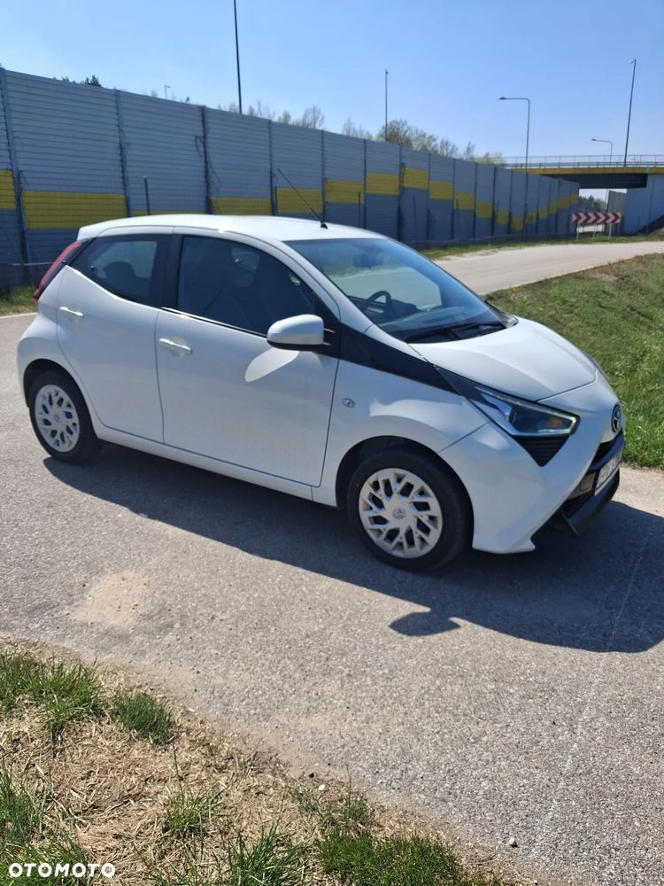 Toyota Aygo x-play - 2