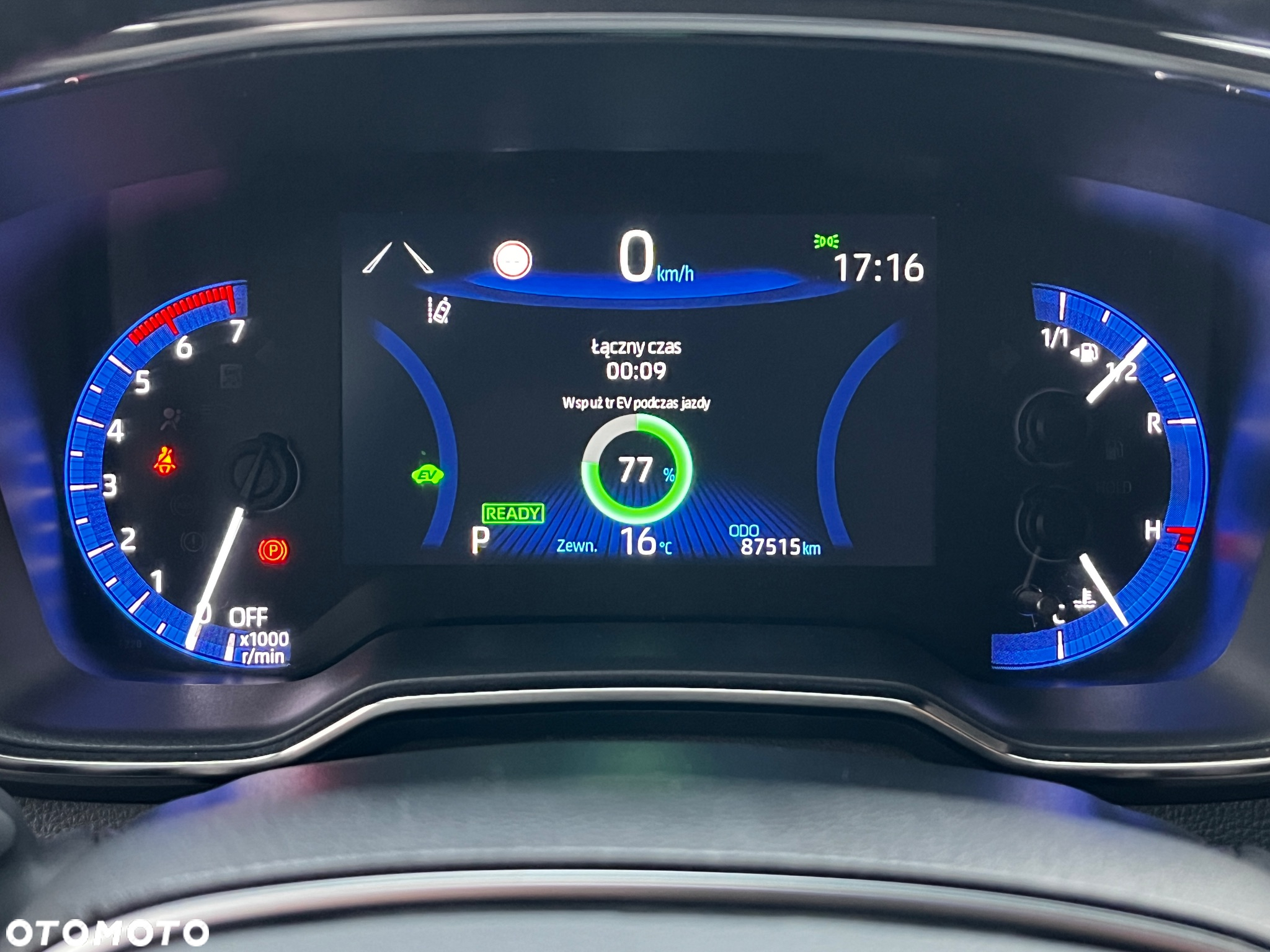 Toyota Corolla 1.8 Hybrid Comfort - 17