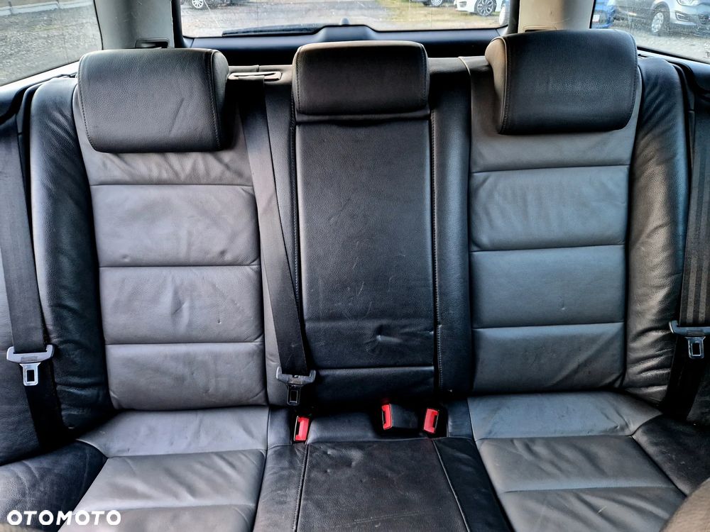 Audi A4 Avant - 26