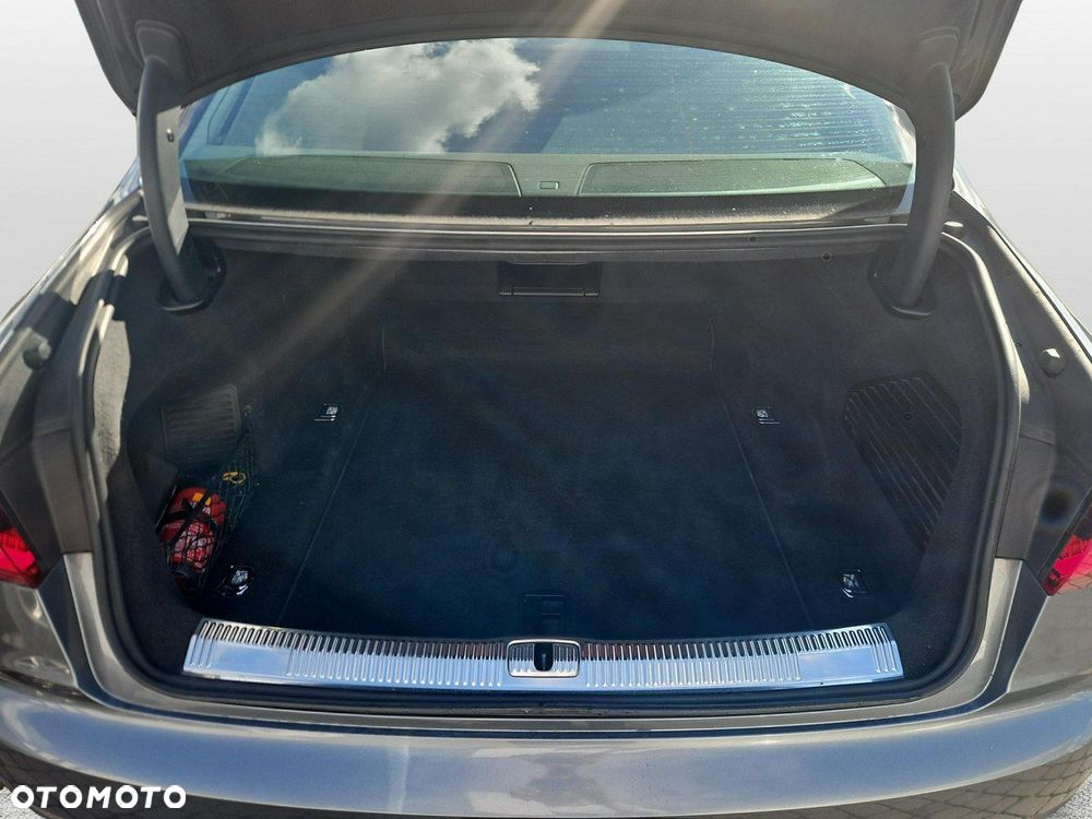 Audi A8 50 TDI quattro tiptronic - 15