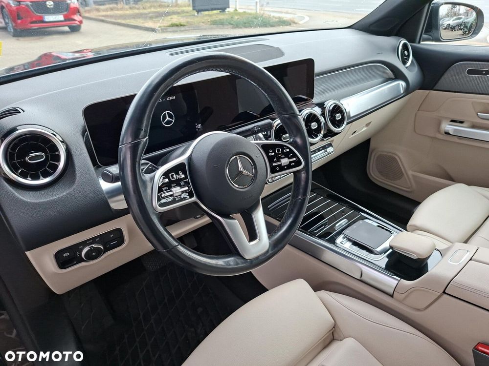 Mercedes-Benz GLB 200 Progressive 7G-DCT - 15