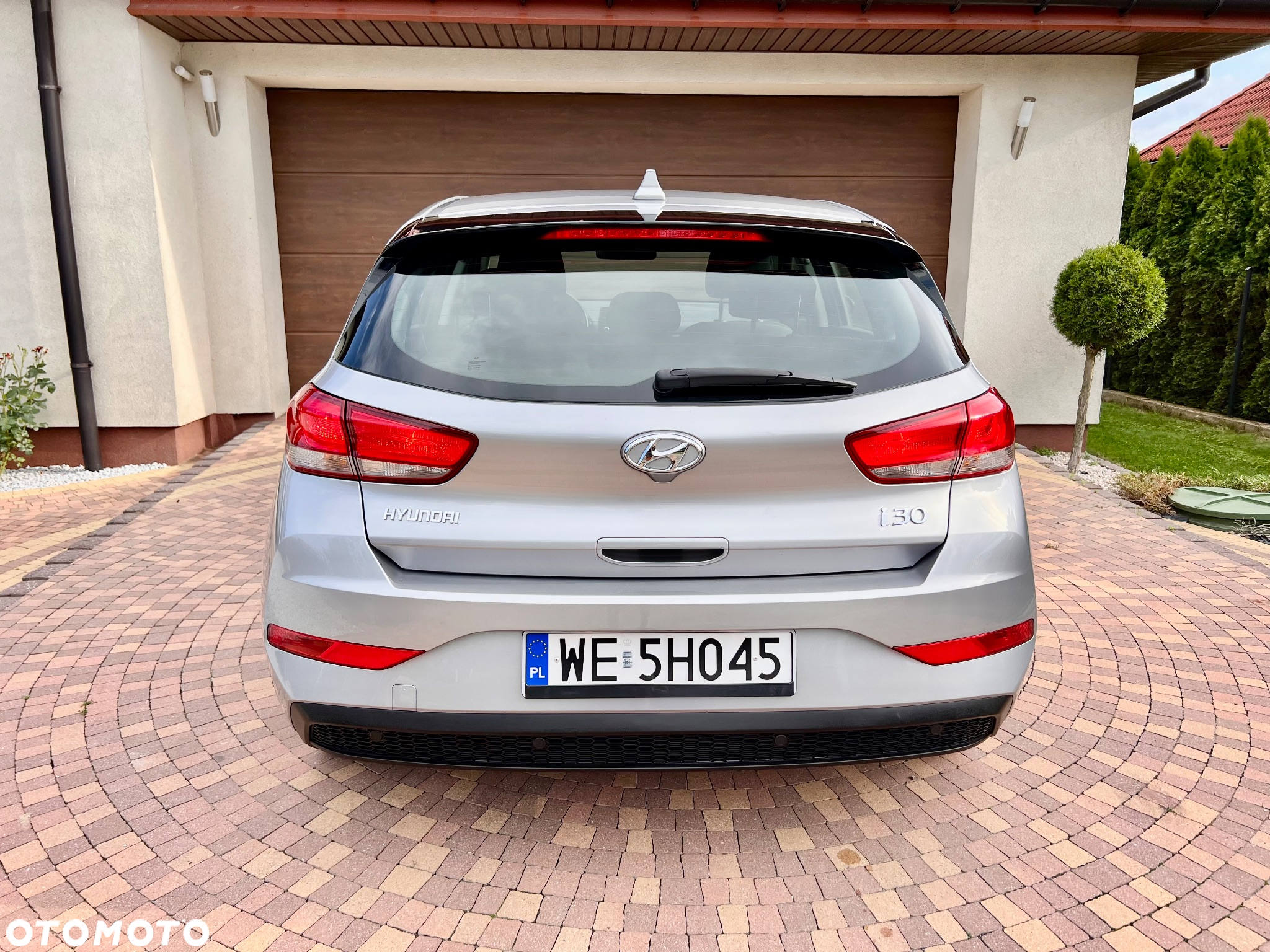 Hyundai i30 1.5 DPI Classic + - 21