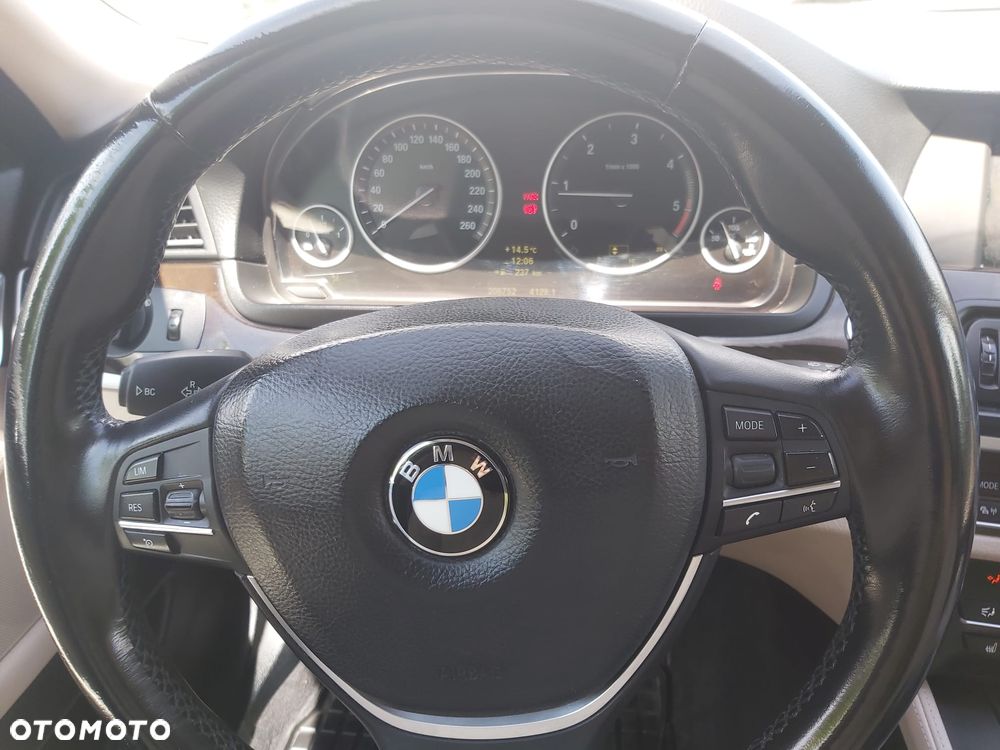 BMW Seria 5 520d Special Edition - 22