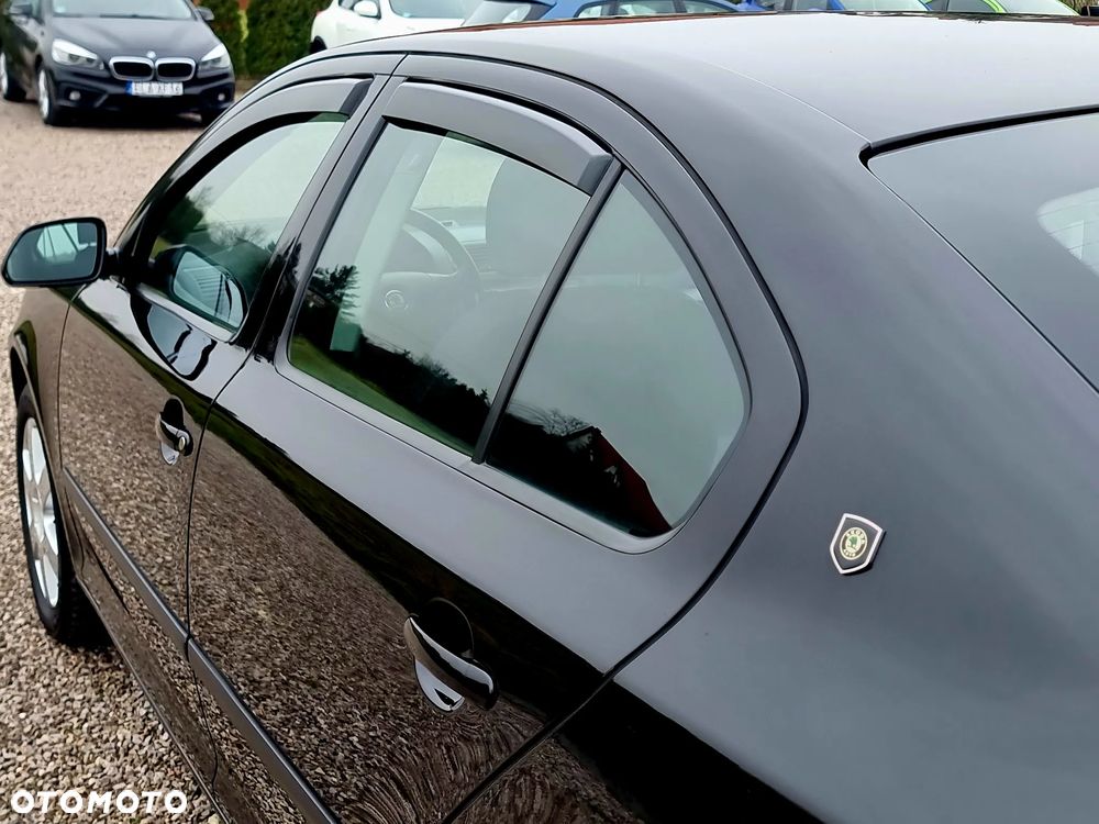 Skoda Octavia 1.6 Elegance - 31