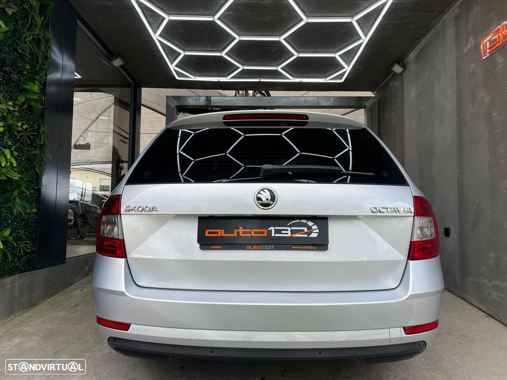 Skoda Octavia 1.6 TDI Style DSG - 5