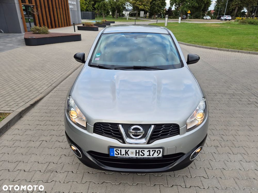 Nissan Qashqai 1.6 360 - 12