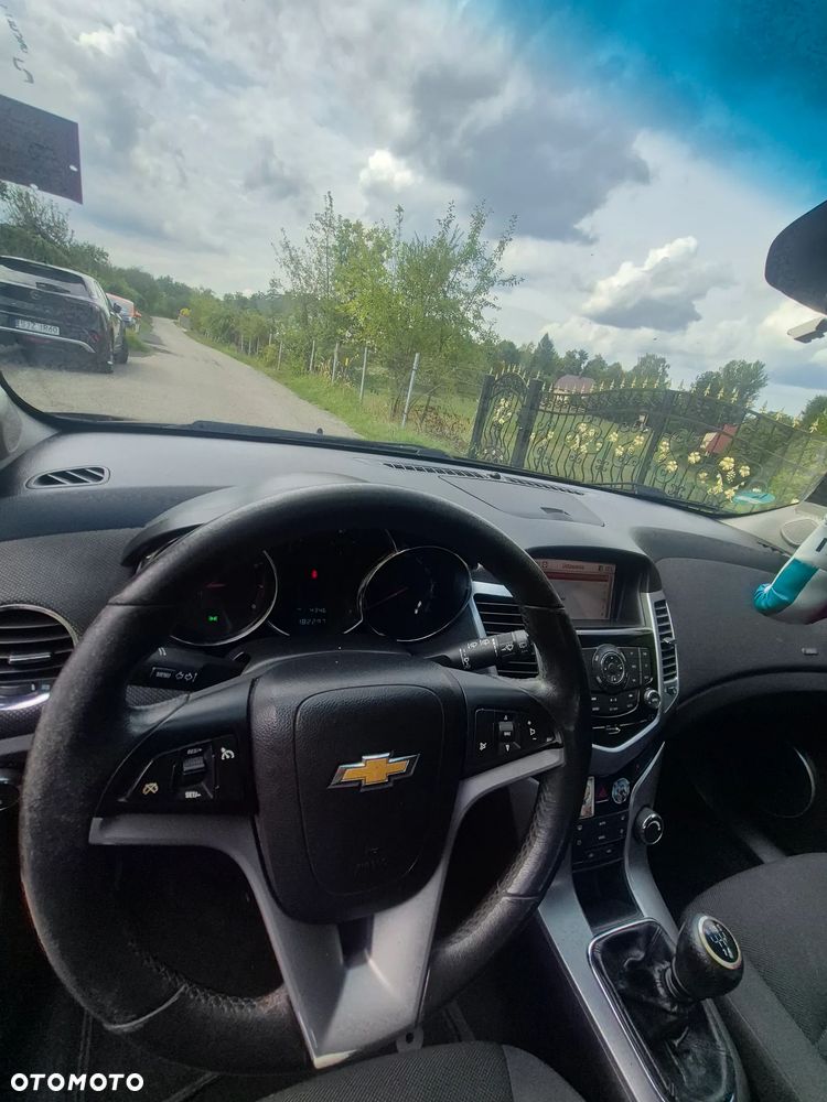 Chevrolet Cruze - 9