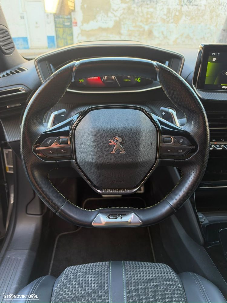Peugeot 2008 1.2 PureTech GT Pack EAT8 - 12