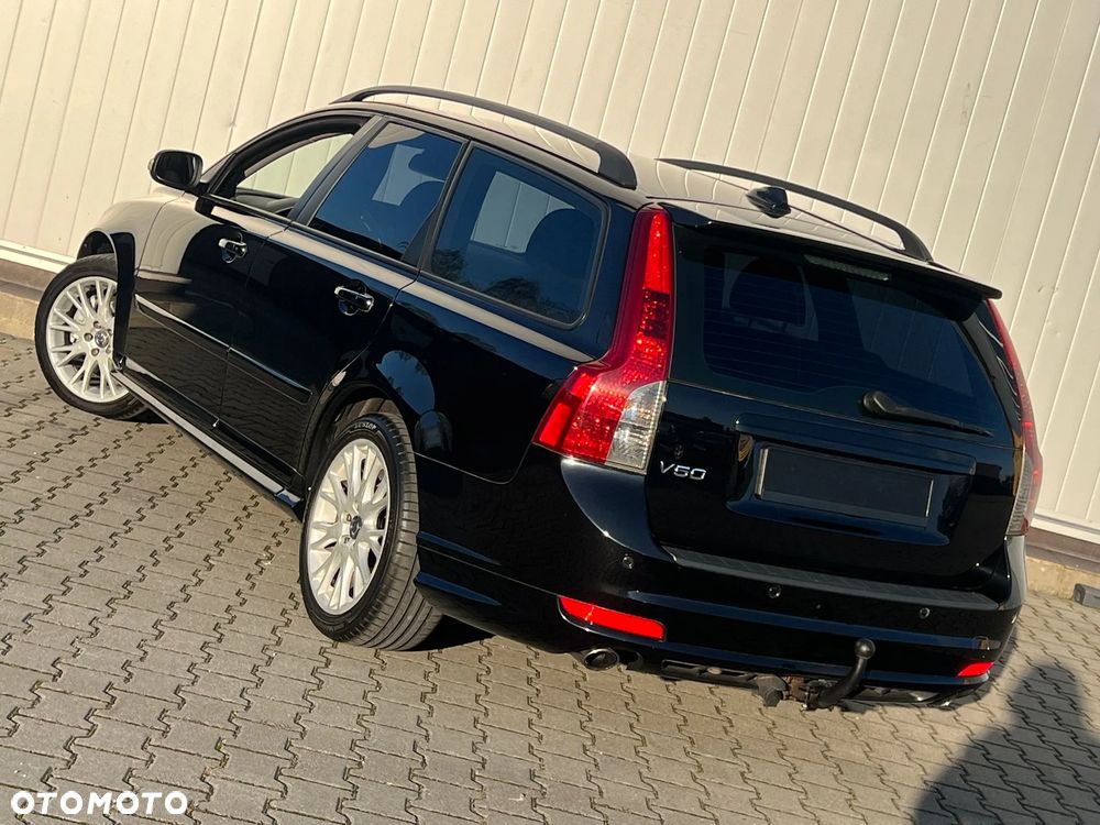 Volvo V50 D5 R-Design Summum - 2