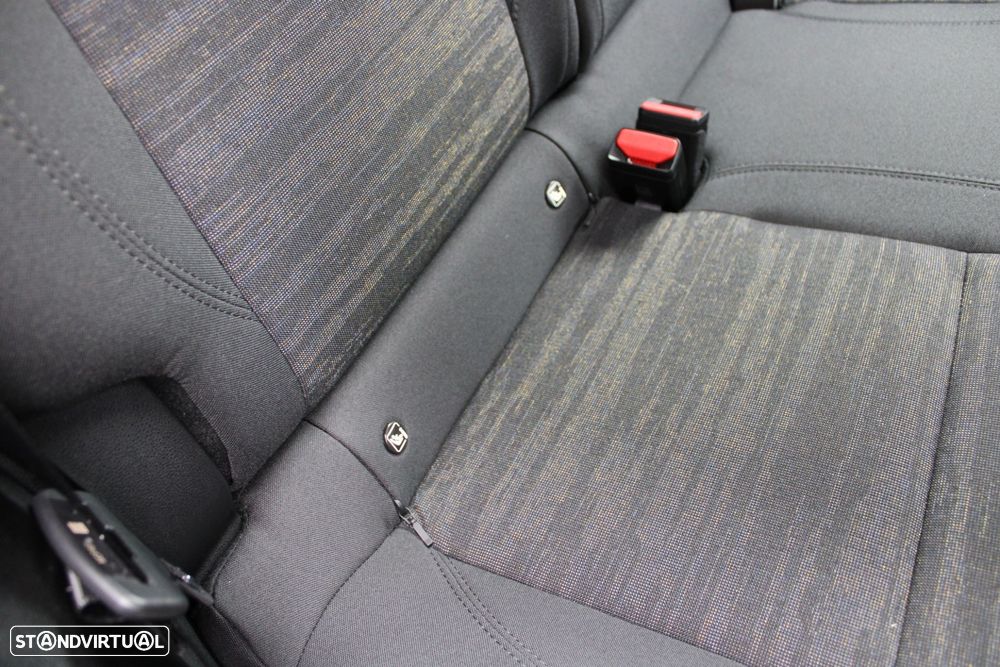 Jeep Avenger 1.2 GSE T3 Altitude - 29