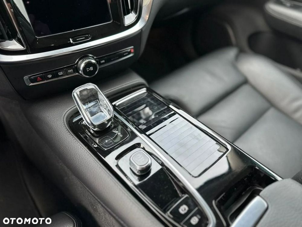 Volvo V60 T6 AWD Recharge Geartronic Inscription - 15