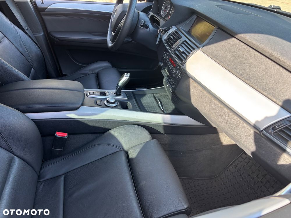 BMW X5 xDrive30d - 37
