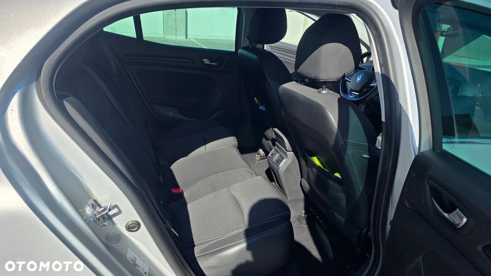Renault Megane 1.2 Energy TCe Zen - 28