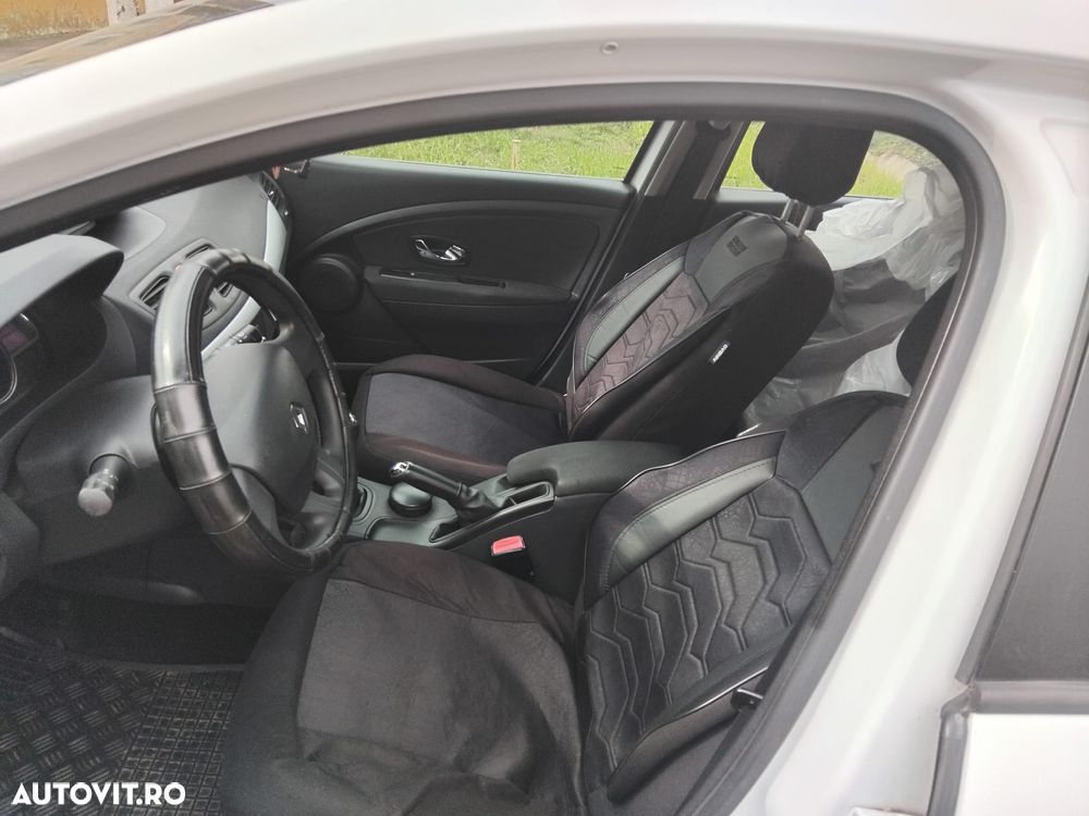 Renault Megane 1.6 Pro - 4