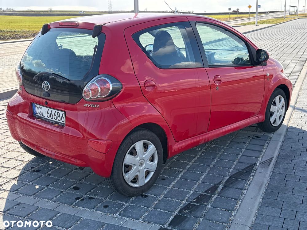 Toyota Aygo 1.0 VVT-i Luna EU5 - 5