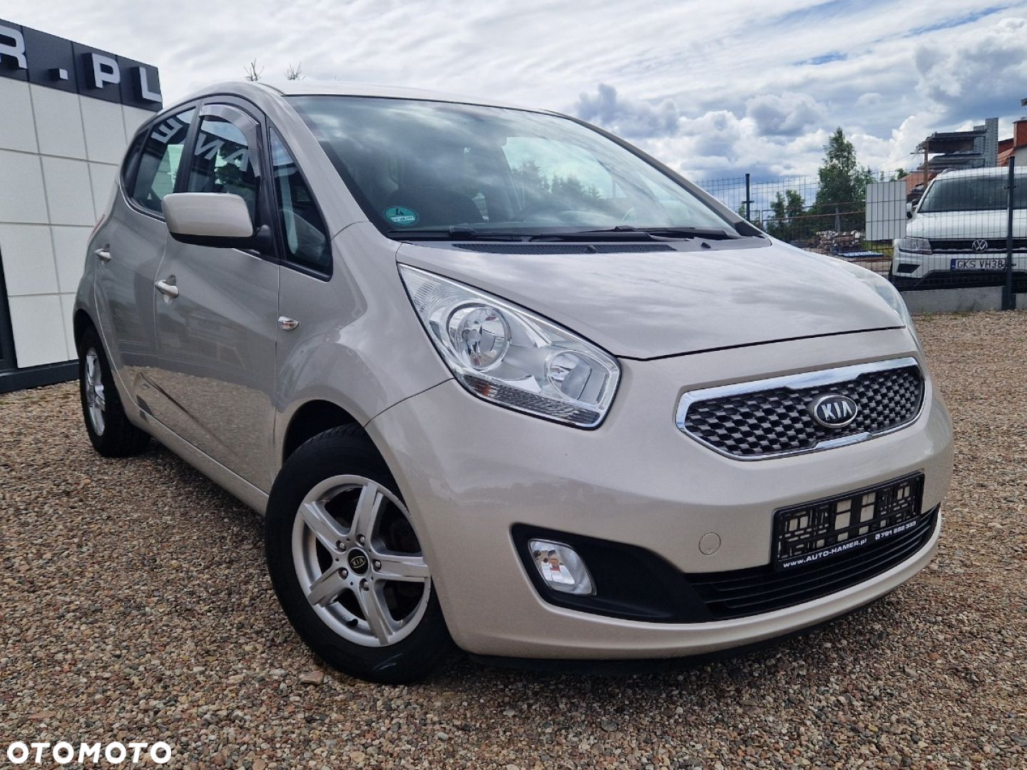 Kia Venga - 4