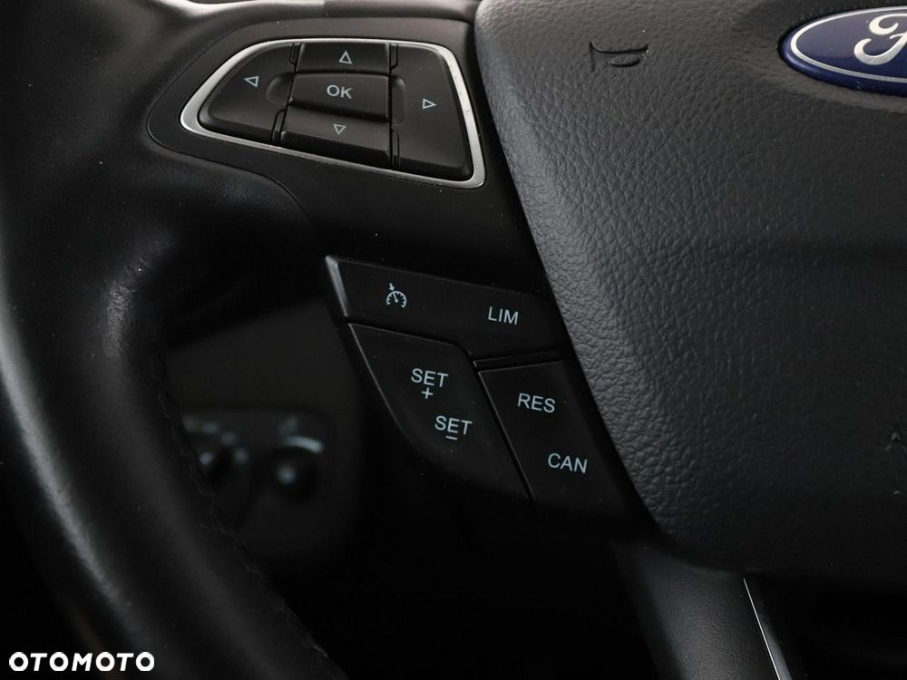 Ford Kuga 2.0 TDCi 2x4 Business Edition - 30