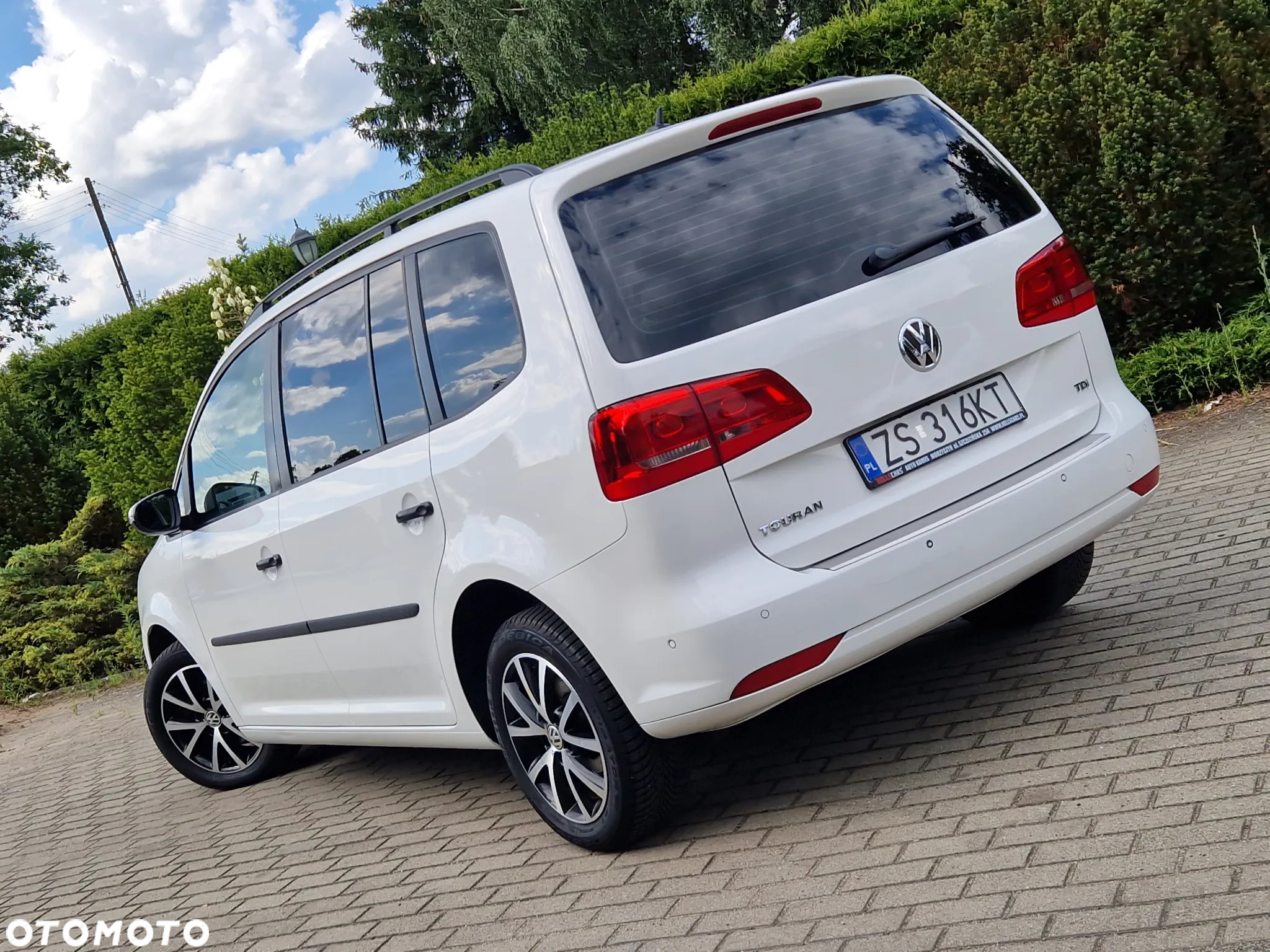 Volkswagen Touran 1.6 TDI DPF Comfortline - 22