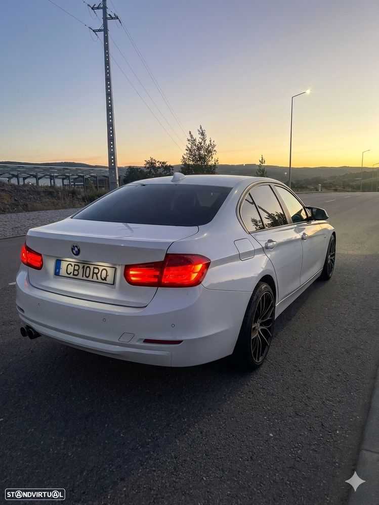 BMW 318 d Pack M - 3