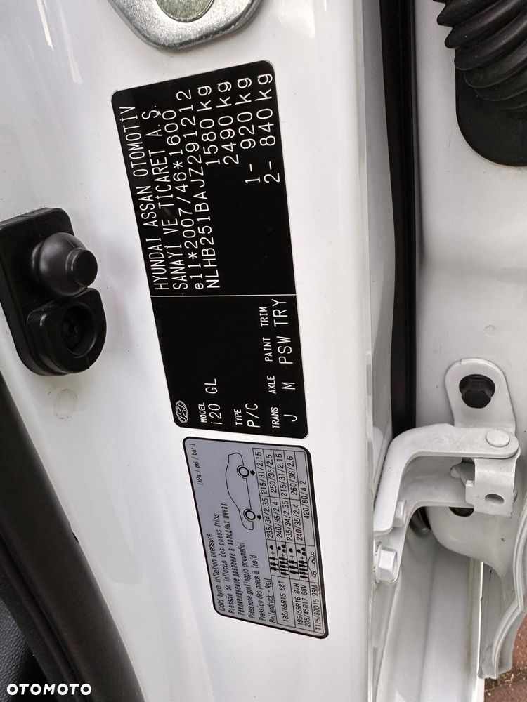 Hyundai i20 1.2 BlueDrive Classic + - 18