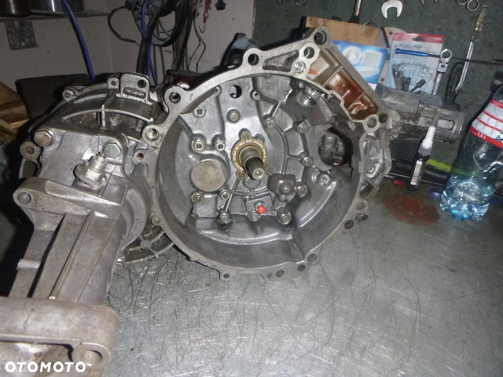 SKRZYNIA BIEGÓW VW T4 1,9D TD 2,4 D DJZ PO REGENERACJI