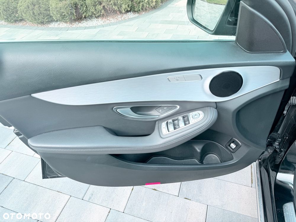 Mercedes-Benz Klasa C 220 d 9G-TRONIC Avantgarde - 27