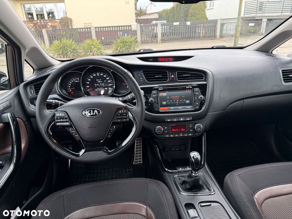 Kia Ceed 1.6 GDI Business Line - 8