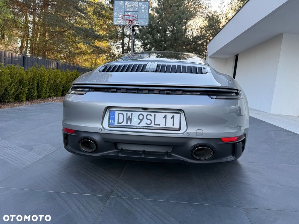 Porsche 911 Targa 4 GTS - 6