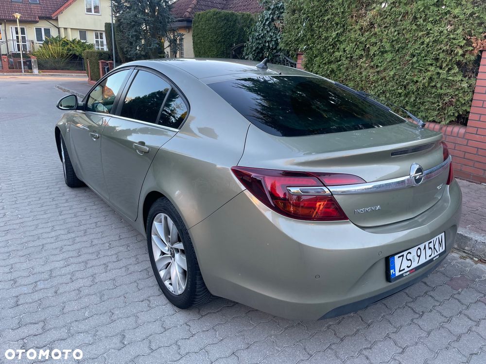Opel Insignia - 8
