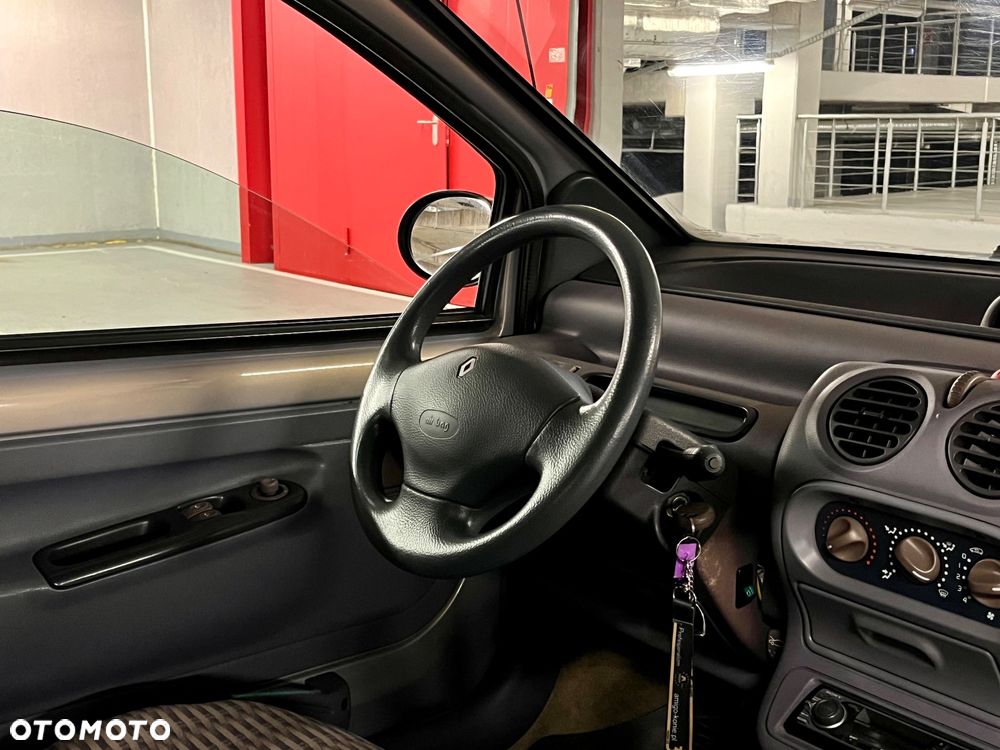 Renault Twingo - 7