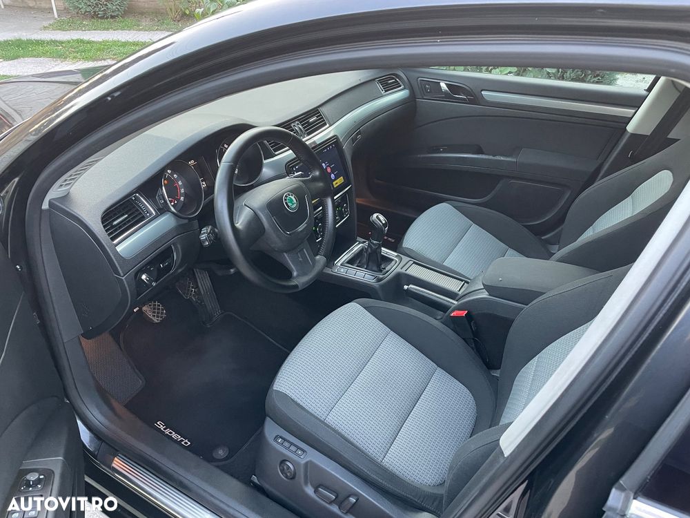 Skoda Superb - 16