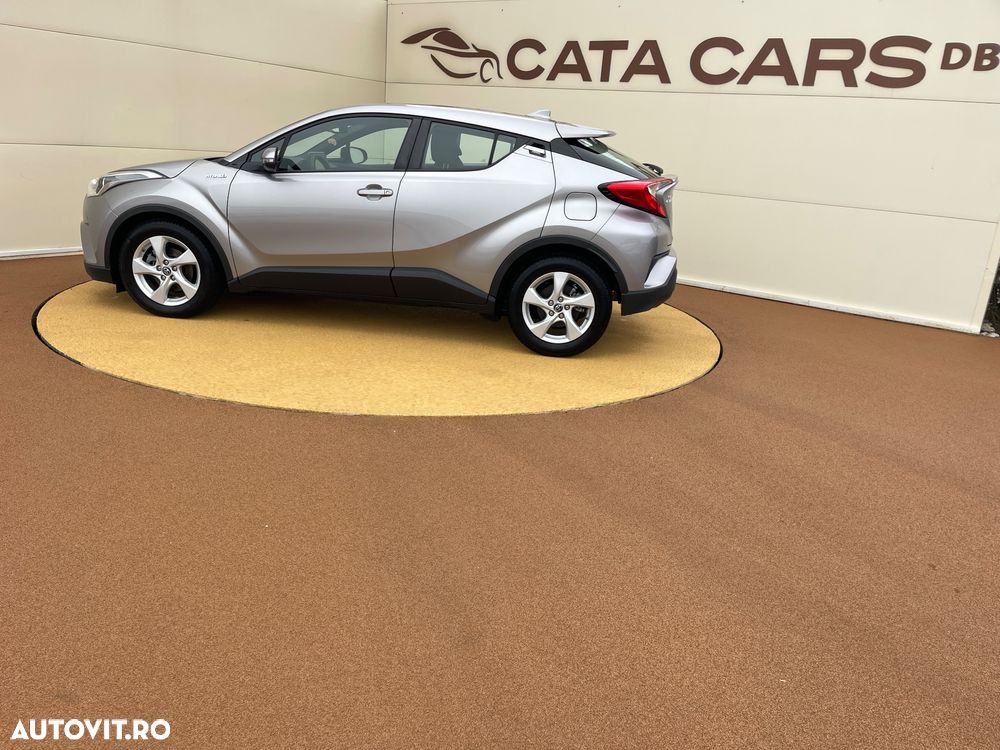 Toyota C-HR - 8