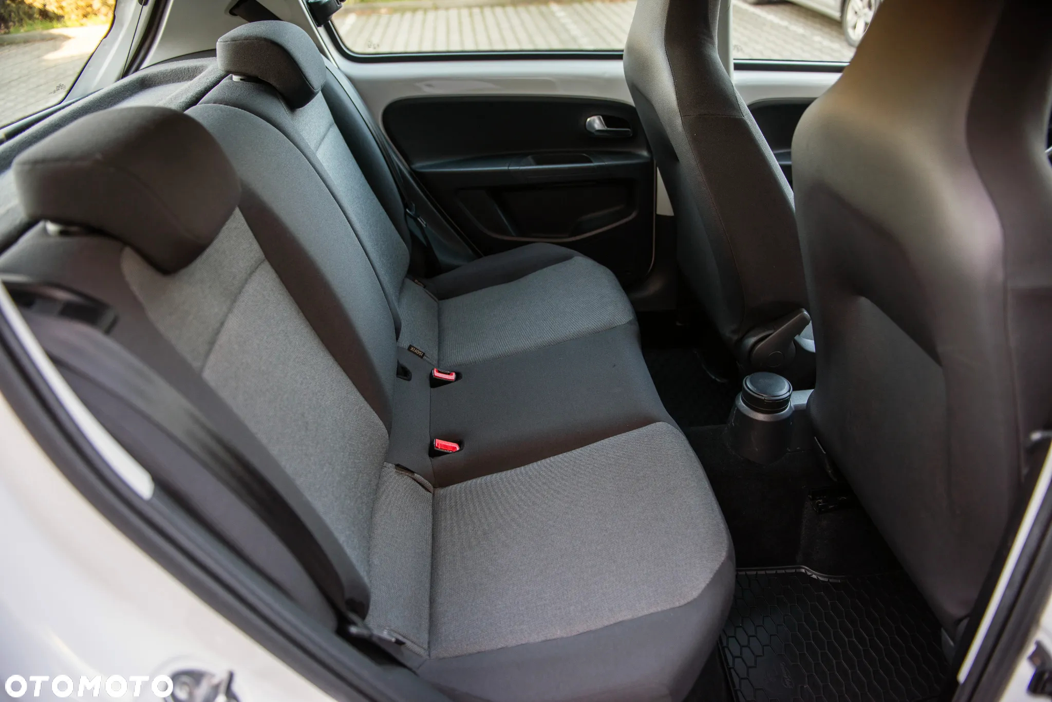 Volkswagen up! 1.0 United - 23