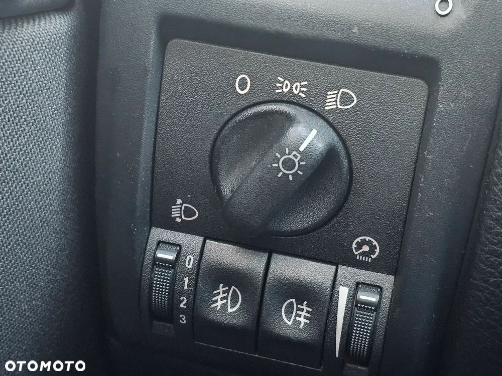 Opel Astra 1.4 NJoy - 13