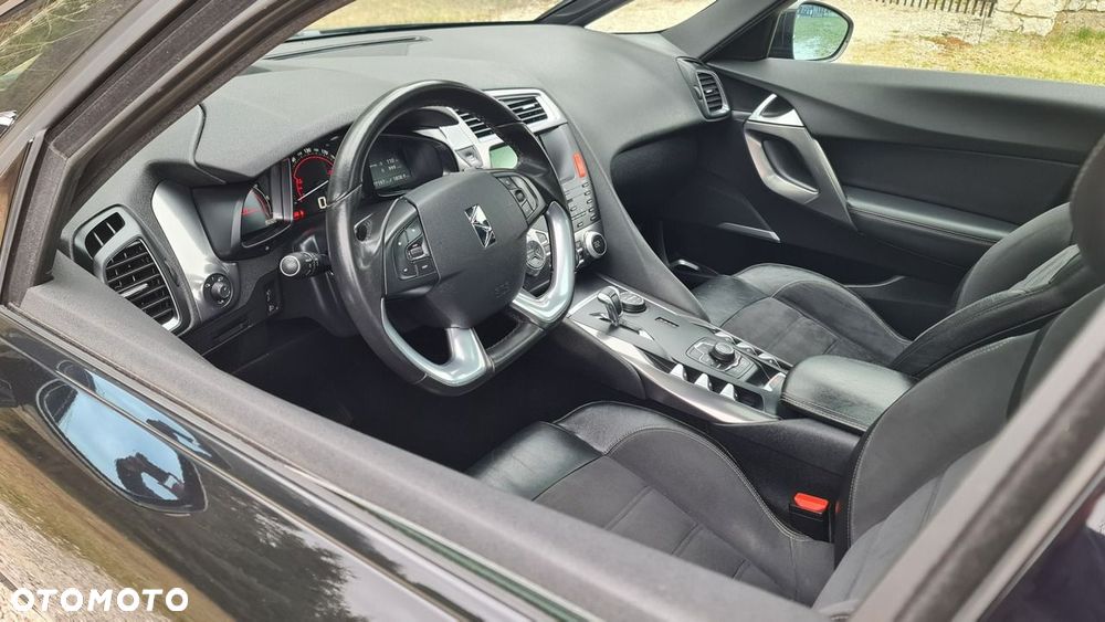 Citroën DS5 2.0 Hybrid4 SportChic - 12