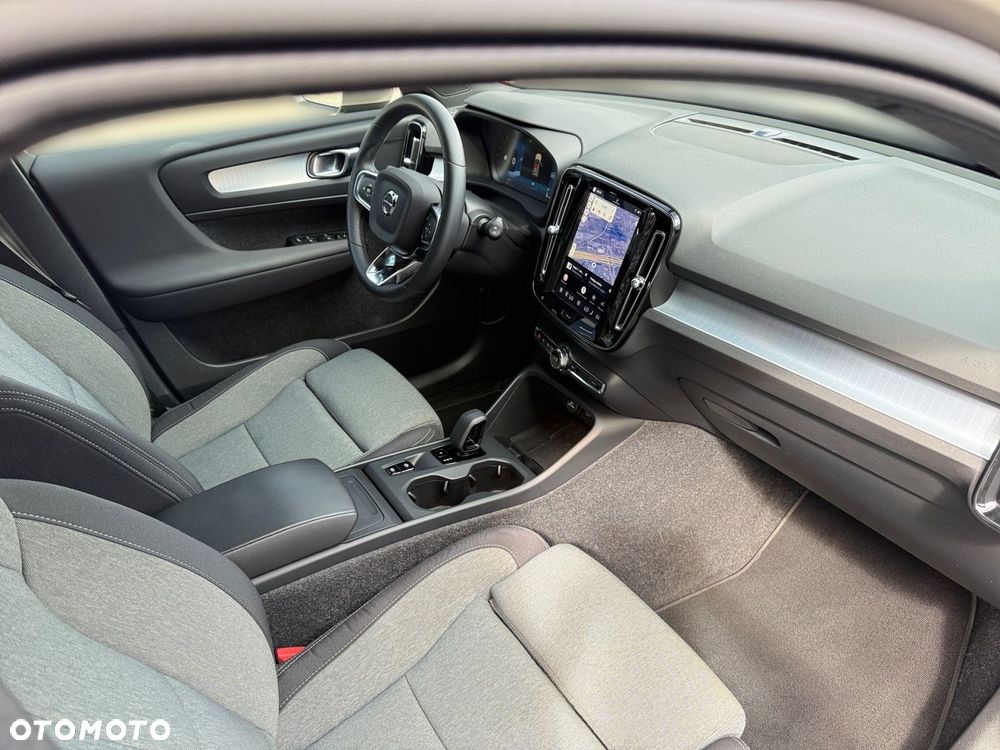 Volvo XC 40 - 26