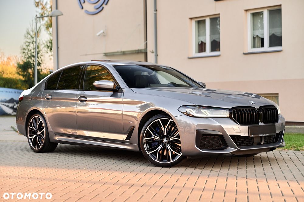 BMW Seria 5 530d xDrive - 23