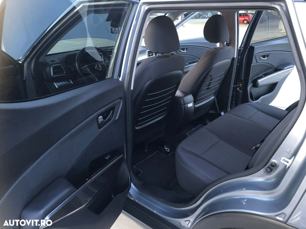 SsangYong Tivoli 1.5 T-GDi 2WD Automatik Amber - 4