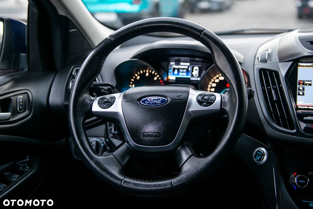Ford Kuga 2.0 TDCi 4x4 Titanium - 34
